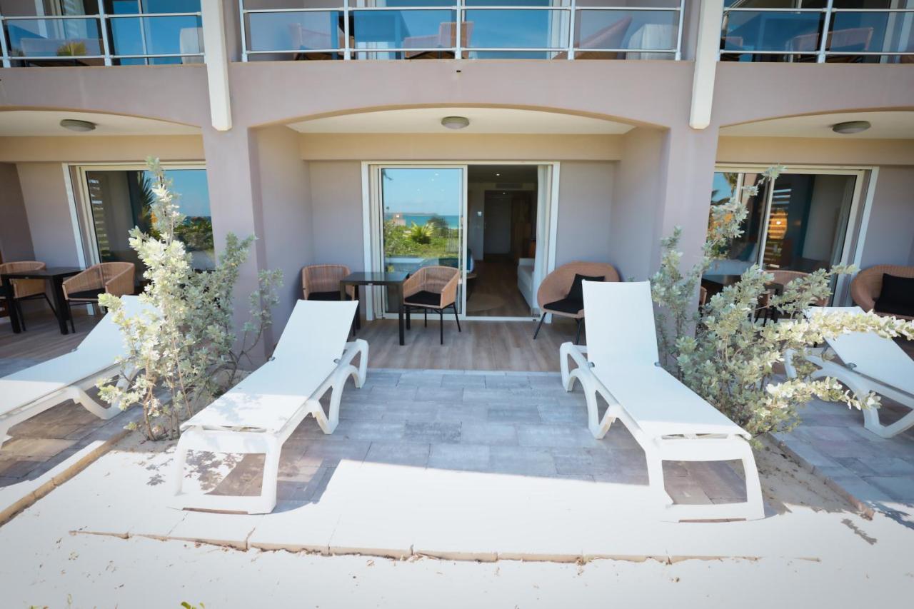 Orient Bay Orient Beach Hotel מראה חיצוני תמונה
